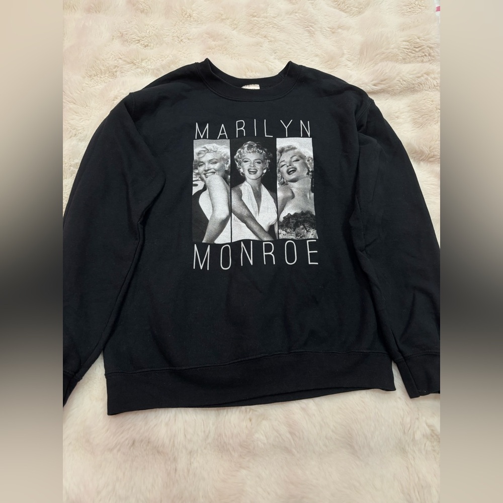 Marilyn Monroe Black Graphic Crew Neck Sweater